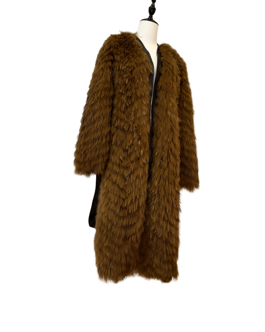 暖棕色浣熊毛皮大衣