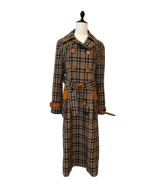 格紋羊毛長風衣 皮扣點綴顯精緻