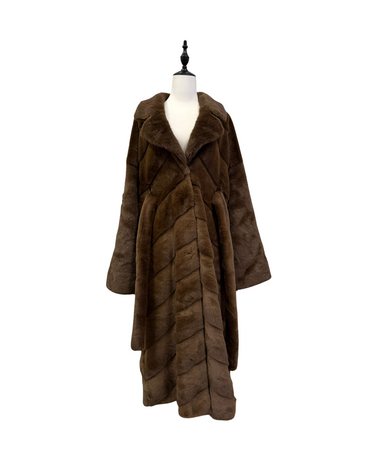 優雅棕色人造毛皮大衣