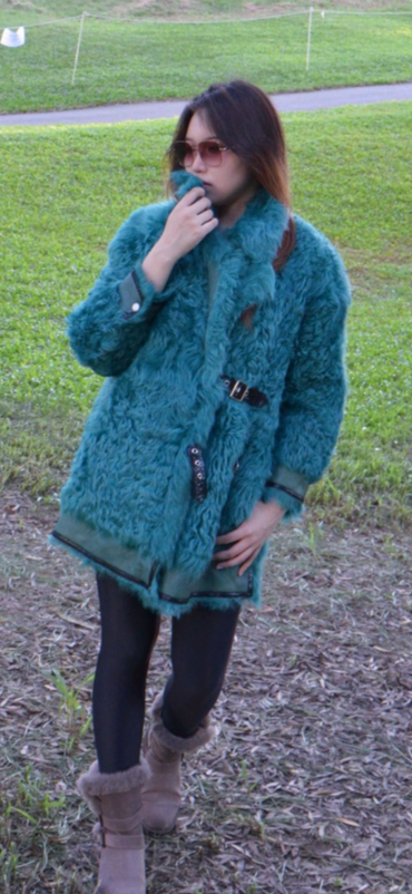 湖藍色托斯卡納皮毛一體大衣