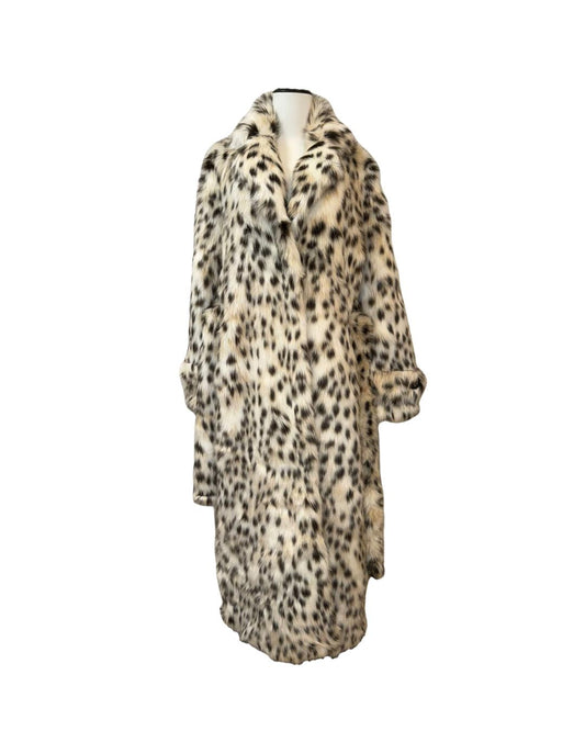 【秋冬亮點單品】雪豹紋人造皮草大衣 奢華保暖兼具時尚感